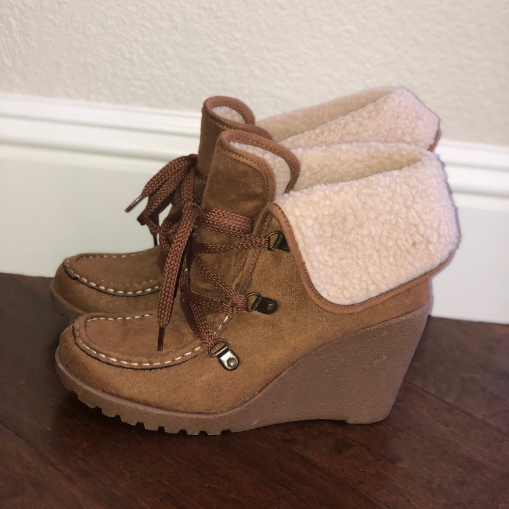 Brown faux fur booties from a boutique in NorCal